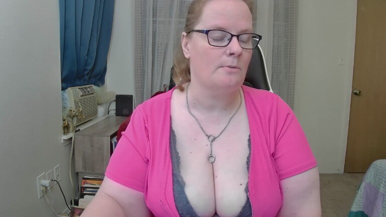 MaddeeMclove's Streamate show and profile