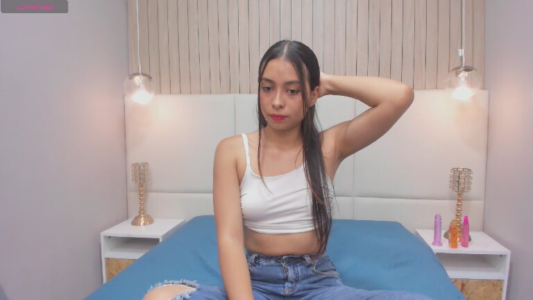 SophieBenson19's Streamate show and profile