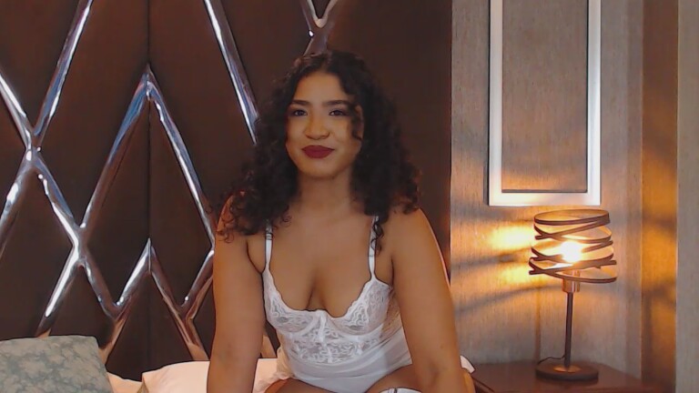 AlysaSaenz's Streamate show and profile