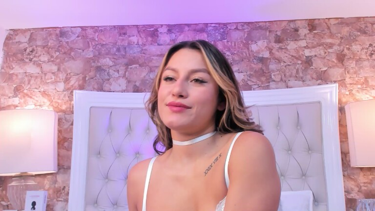 ManuelaCarvajal's Streamate show and profile