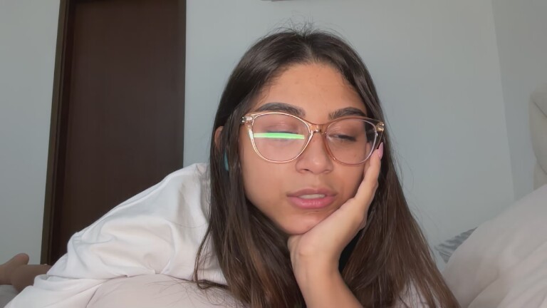 AnaWillsson's Streamate show and profile