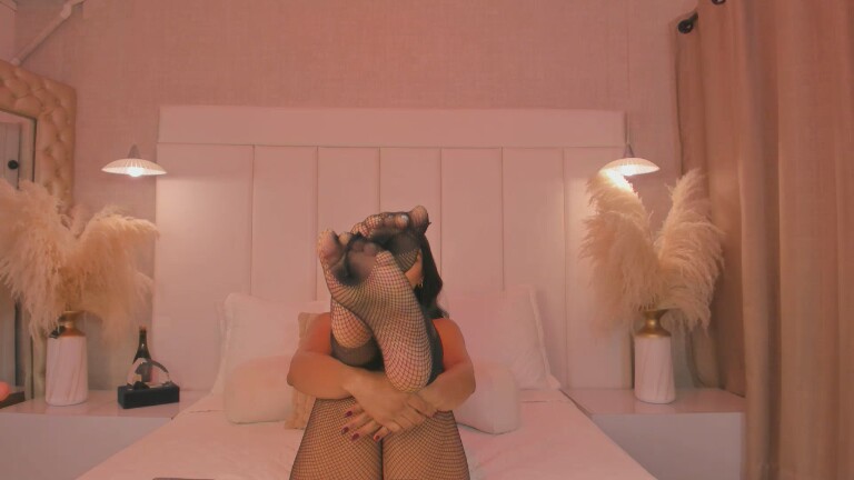 NikoJhon's Streamate show and profile