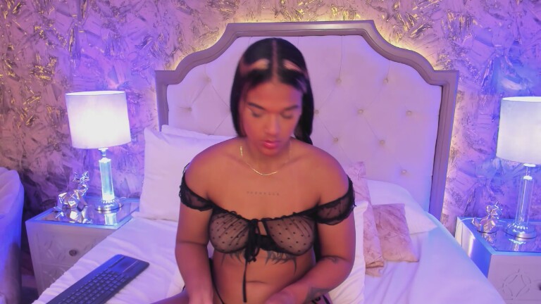 SaschaFit's Streamate show and profile