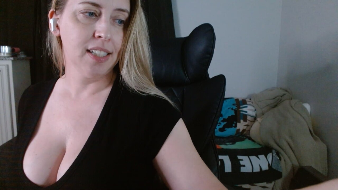 KayBayBees
