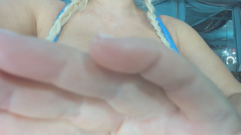 ADRIANNA777's Streamate show and profile