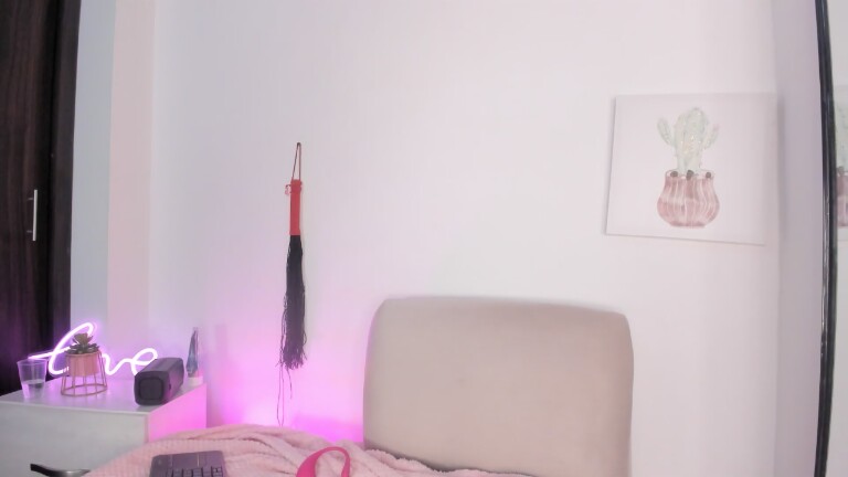 annapettite's Streamate show and profile