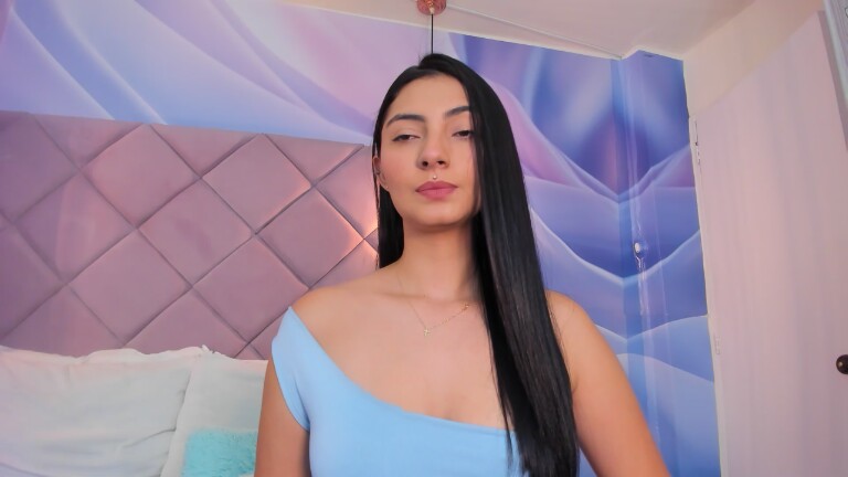 ViolletaRosse's Streamate show and profile