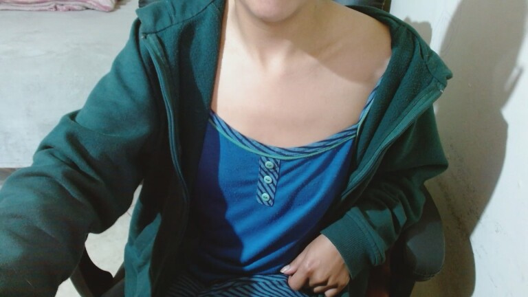 Lolaa888's Streamate show and profile