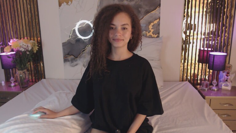 MiticaBrenner's Streamate show and profile