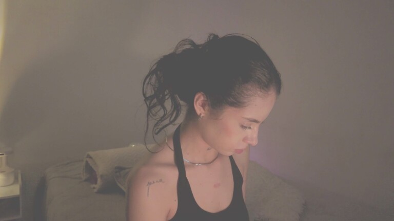 Kali71's Streamate show and profile