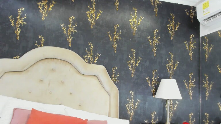 TaylorAdaams's Streamate show and profile