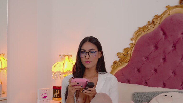 NinnaCrawford's Streamate show and profile