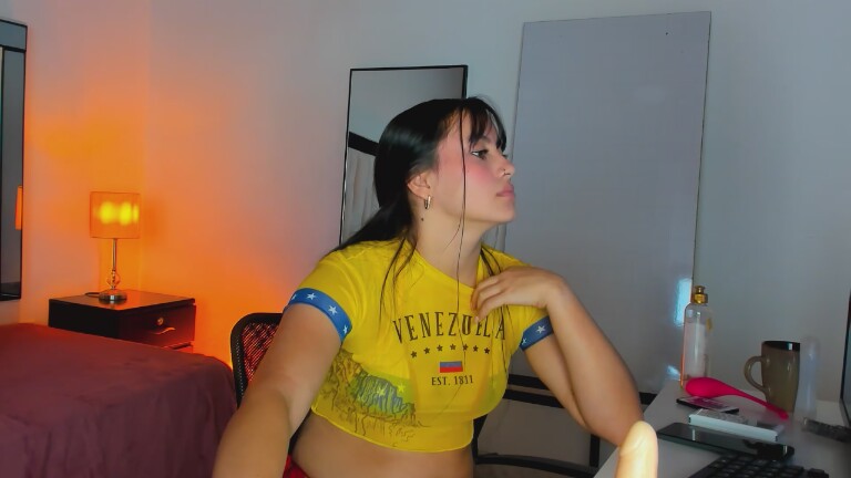 Camifery's Streamate show and profile