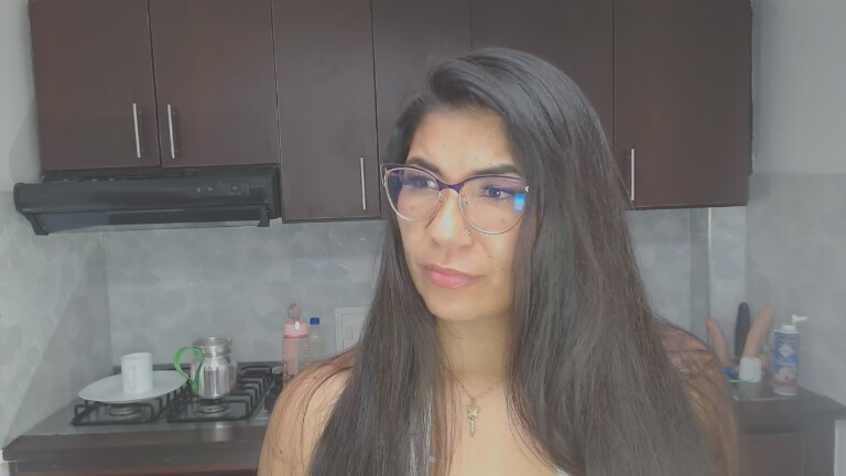 LunaDumont's Streamate show and profile