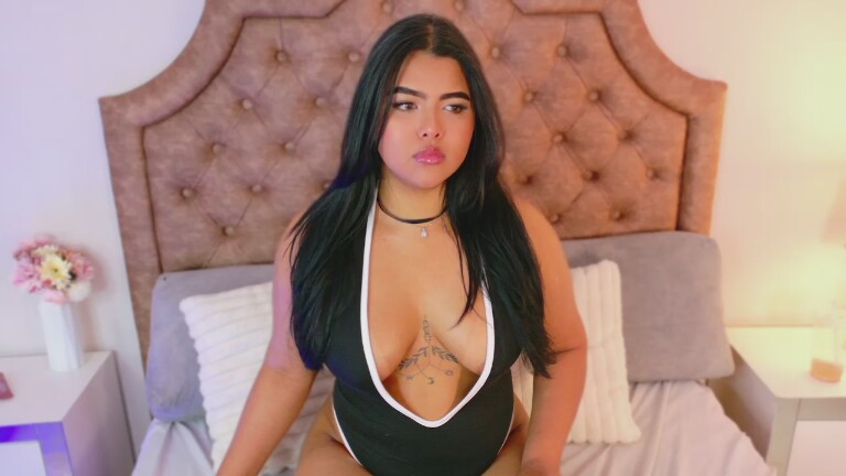 IvonnyMontenegro's Streamate show and profile