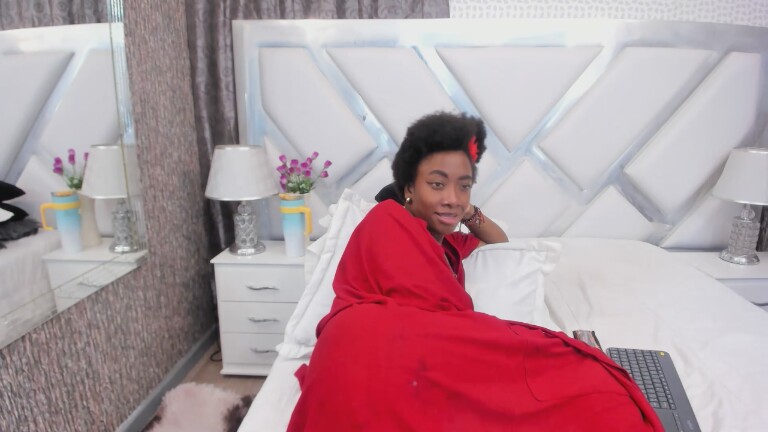 SelenaDavv's Streamate show and profile