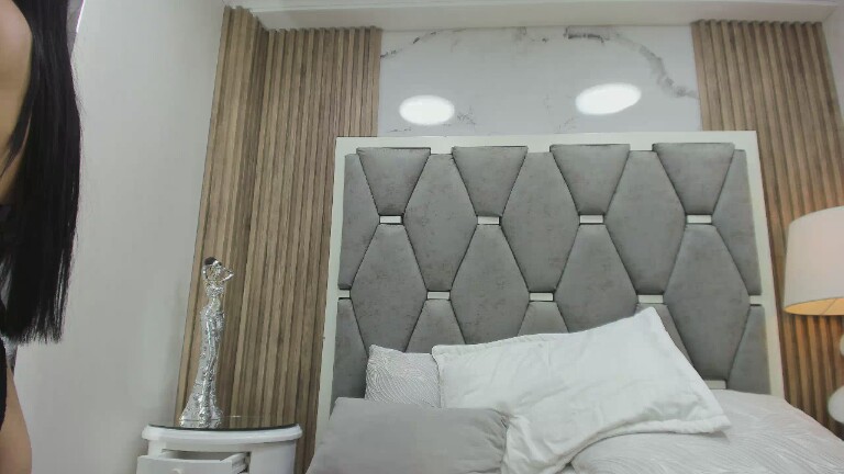 Scarleth_Rose's Streamate show and profile