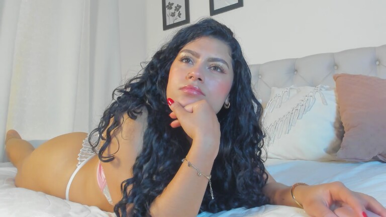 Daphnegb's Streamate show and profile