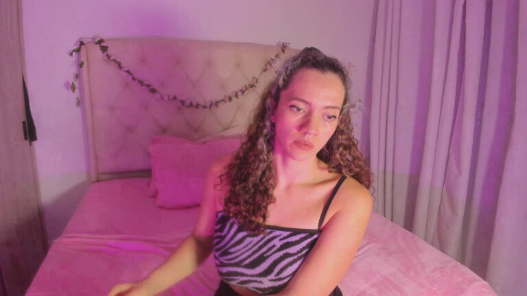 AliceKizar's Streamate show and profile