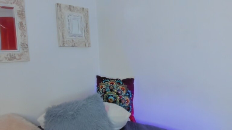 AriahDoll's Streamate show and profile