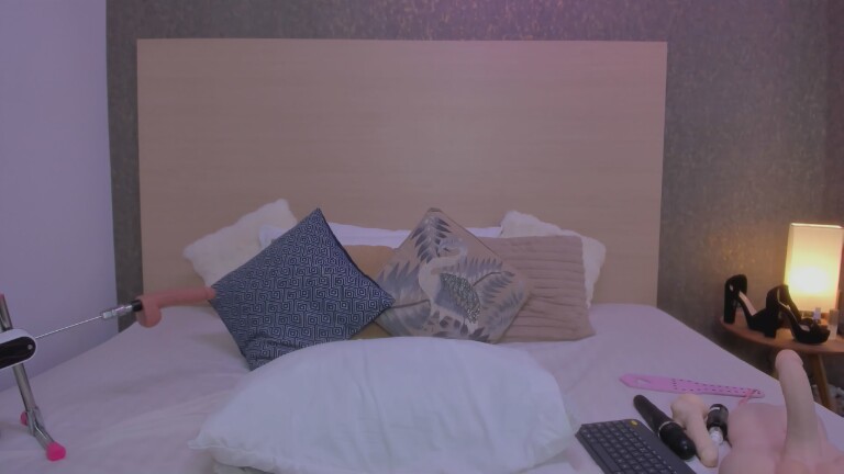 EmmilyMartinez's Streamate show and profile