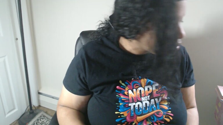 SexyMona's Streamate show and profile