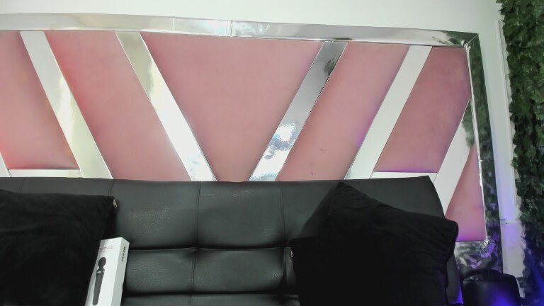 VioletaBliss19's Streamate show and profile