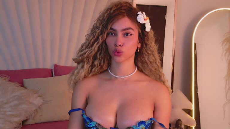 GingerPiiaf's Streamate show and profile