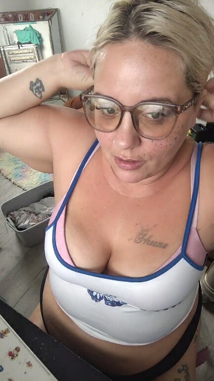 TheConservative304's Streamate show and profile