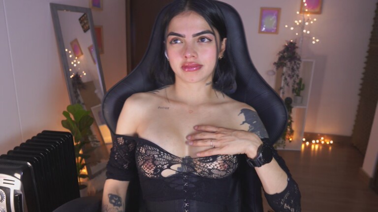 AlissonnovaXX's Streamate show and profile