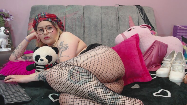 Dandeliionqueen's Streamate show and profile