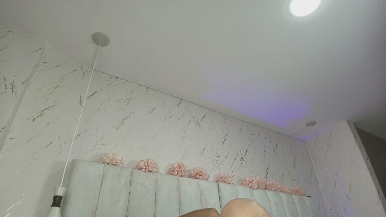 BETTY_BOOGB's Streamate show and profile