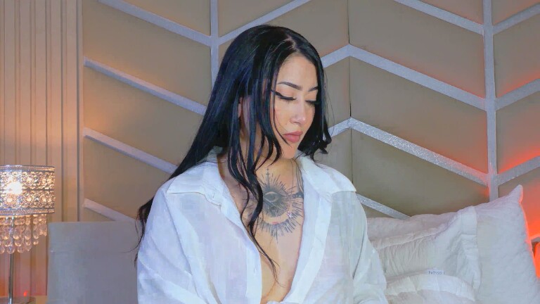 EllieKlark's Streamate show and profile