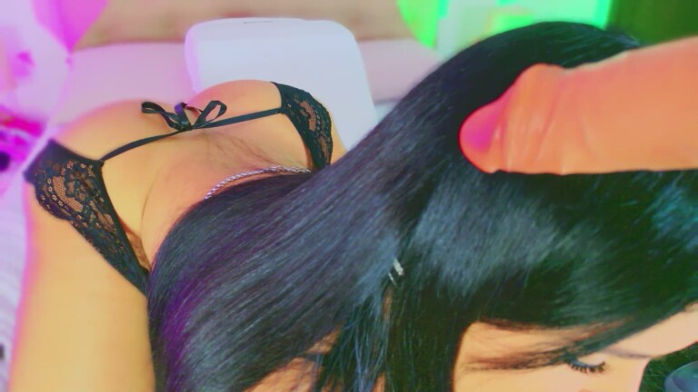 CharlootteEvans's Streamate show and profile