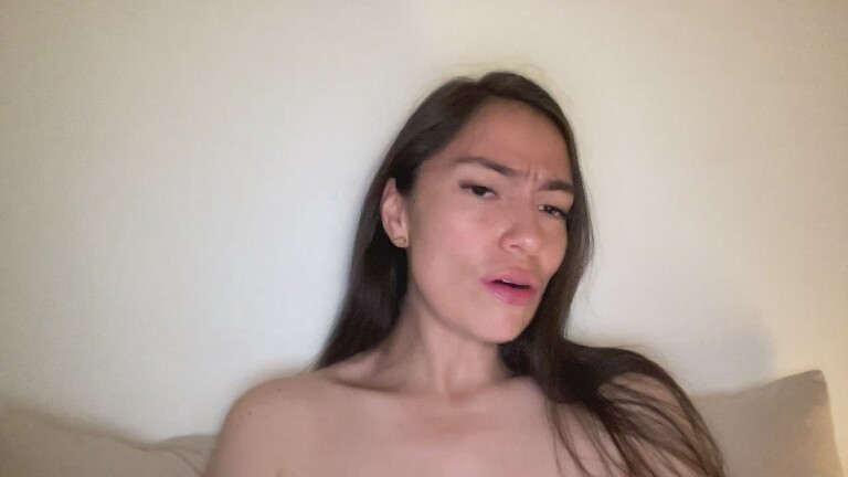 Bellasmmith's Streamate show and profile