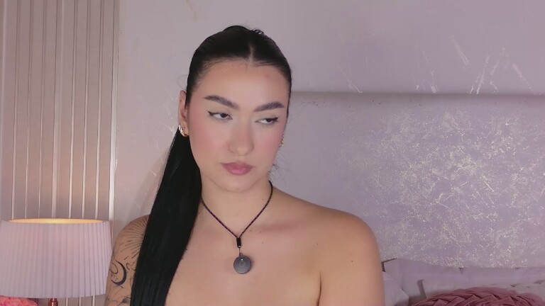 ManuelaHall's Streamate show and profile