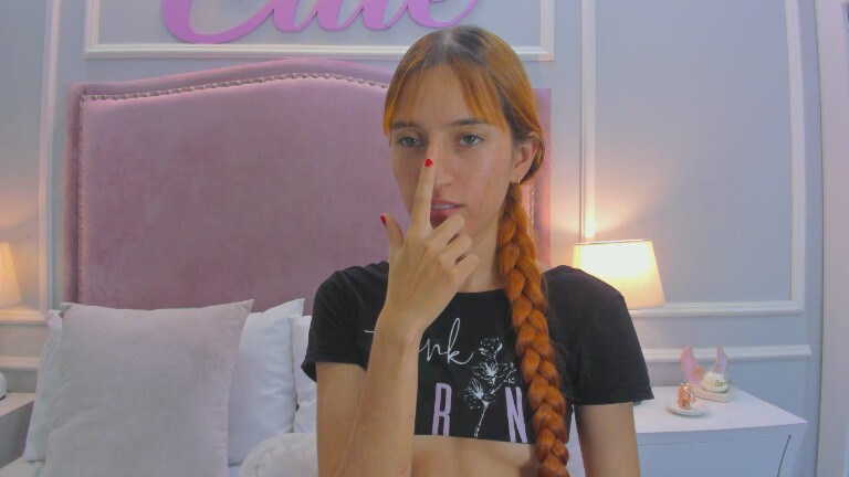 LeaThomsonn's Streamate show and profile