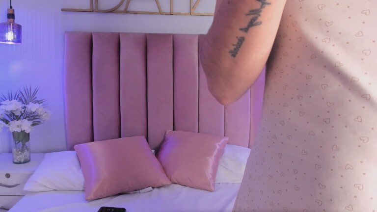 KendraaHill's Streamate show and profile