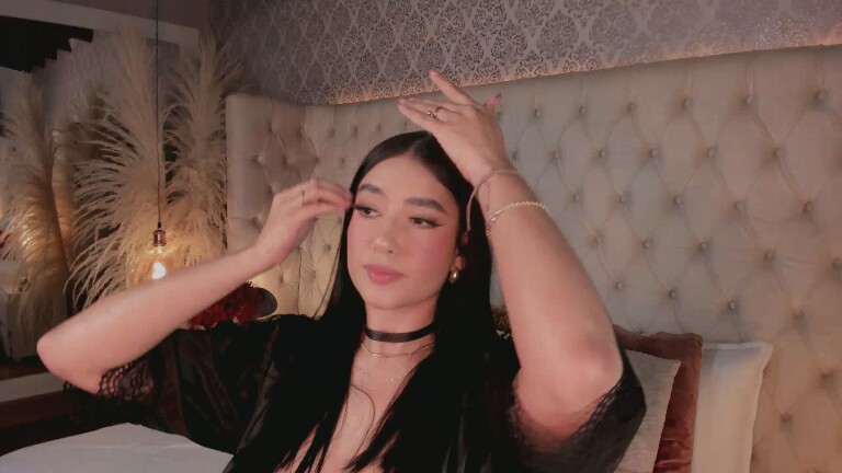 Dannah_Gomez's Streamate show and profile