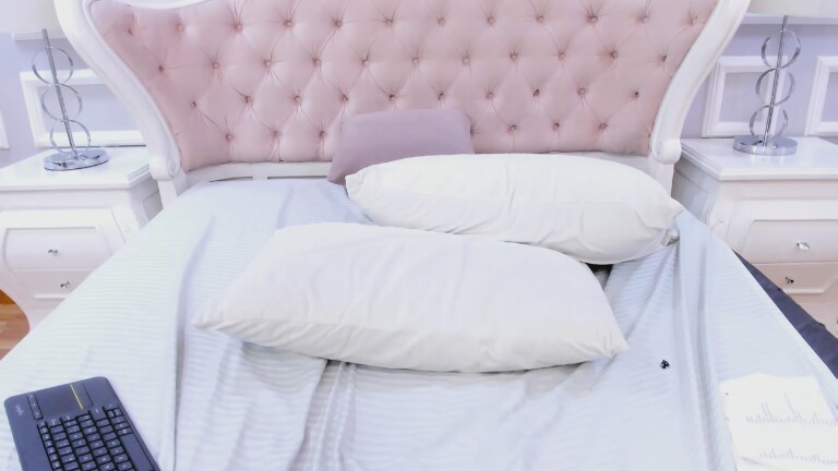 Linda_Karter's Streamate show and profile