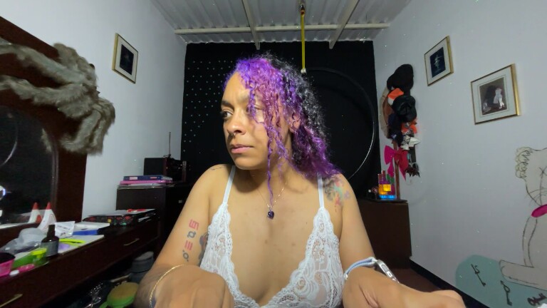 CataBlue's Streamate show and profile