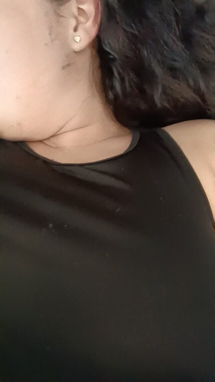 SharaThomas's Streamate show and profile