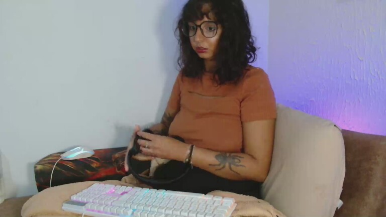 MyaMillor's Streamate show and profile