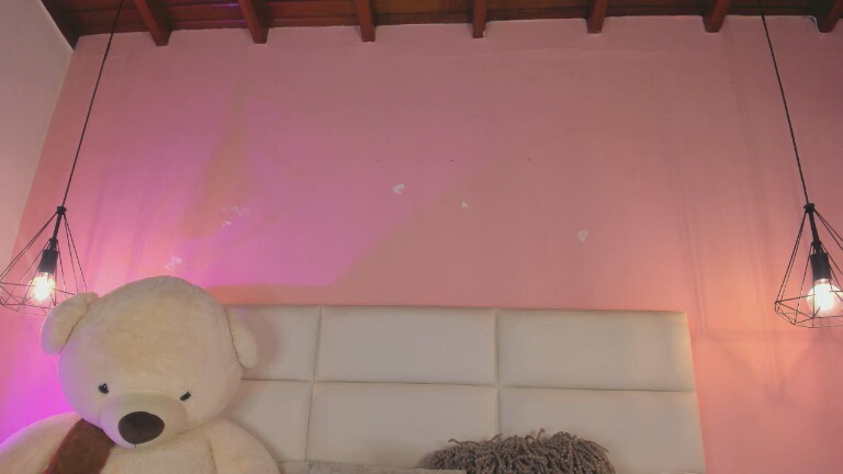 AdelleGrey's Streamate show and profile