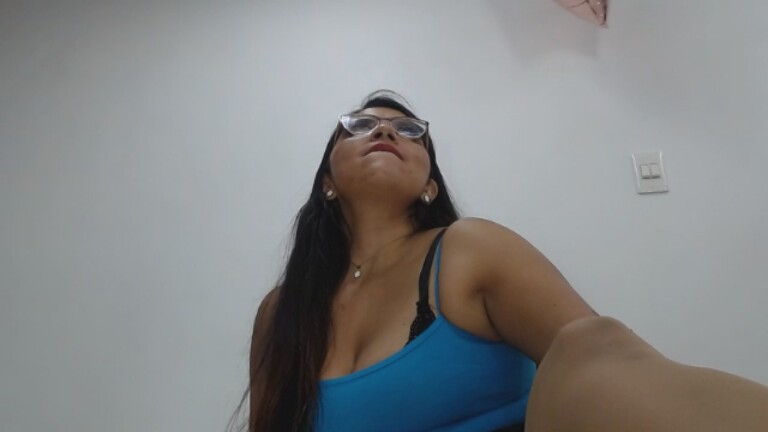 LunaDumont's Streamate show and profile