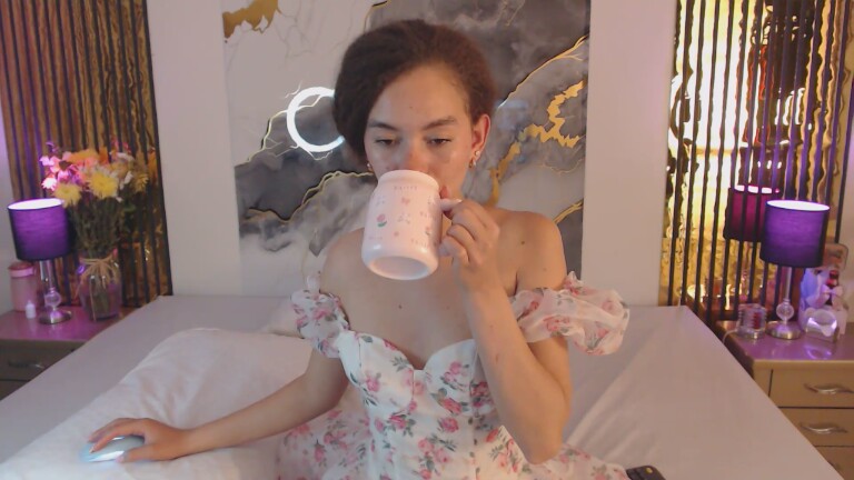 MiticaBrenner's Streamate show and profile